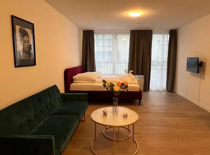 Studio Apart Odası